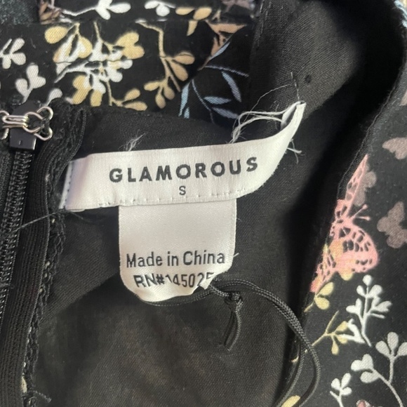 NWT Glamorous V Neck Bird Print Maxi Dress in Black Size Small - Picture 3 of 5